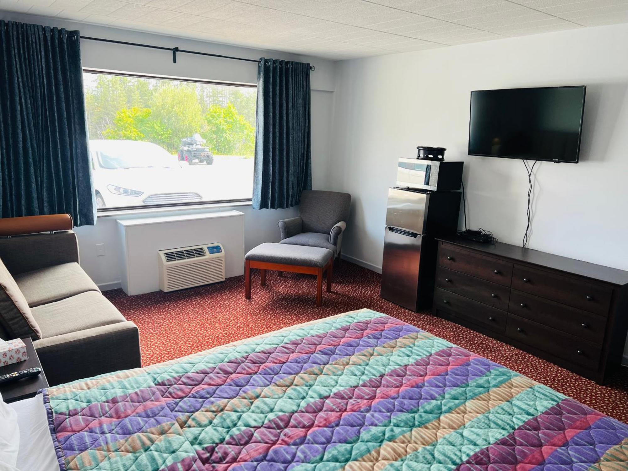 Lively Inn And Suites - Sudbury Naughton Ngoại thất bức ảnh